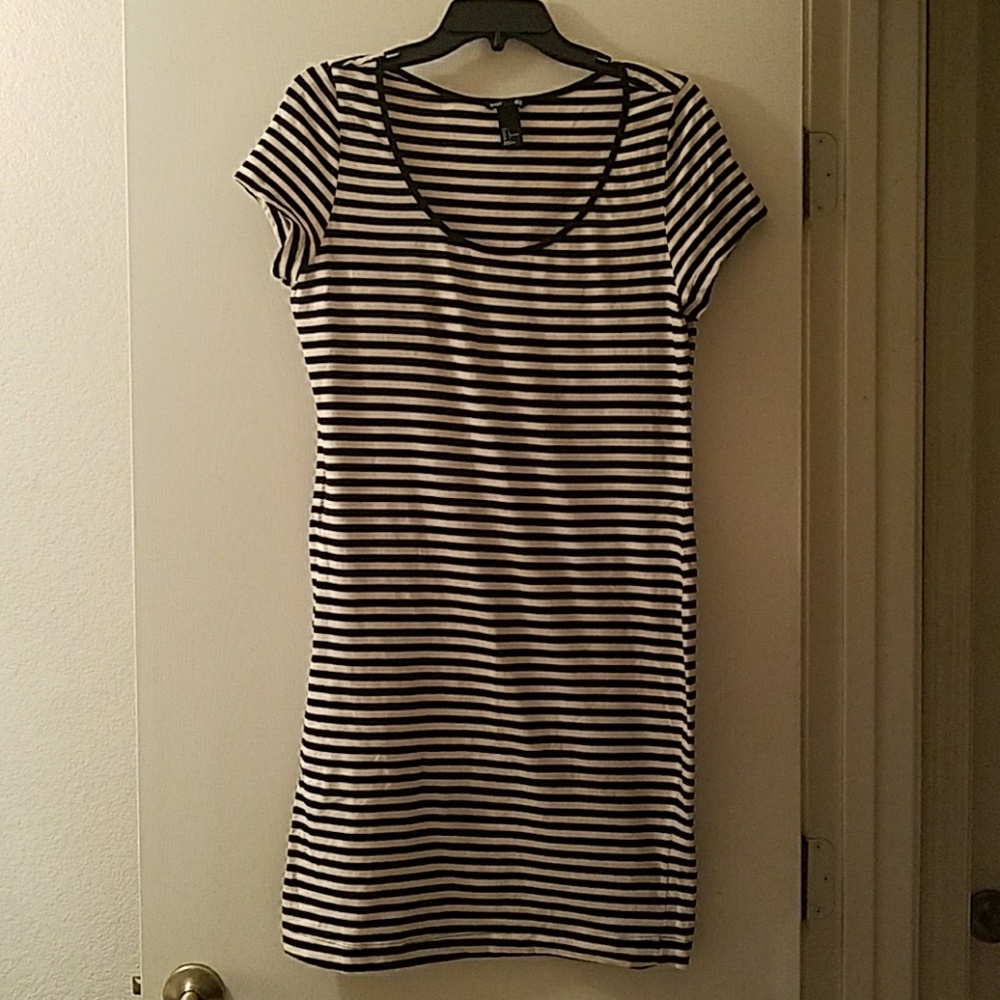 H&M dress